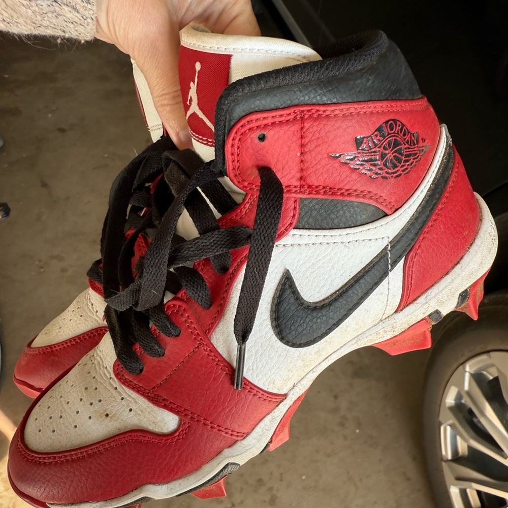 Youth Nike Jordan football cleats